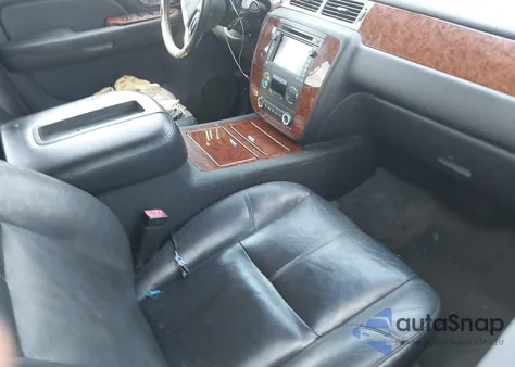 2007 Chevrolet Suburban 1500 Ltz z USA, uszkodzony, nr VIN 1GNFC16077J272099